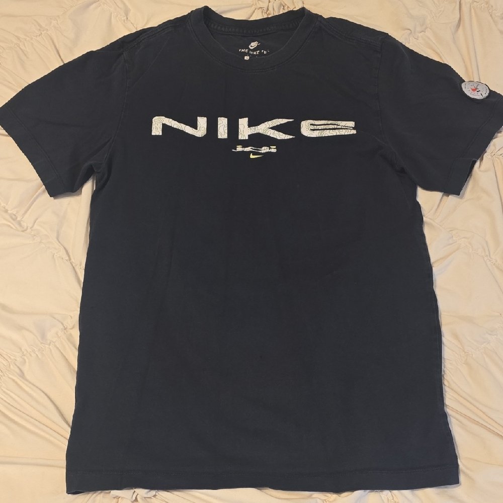 Nike Mens Fresh Perspective Line Black T-Shirt, Size S
